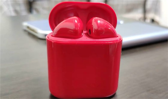 博騰納藍(lán)牙耳機(jī)模具廠：堅(jiān)持以質(zhì)取勝，打造品質(zhì)耳機(jī)外殼