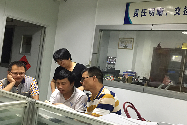 珠三角塑膠模具定制廠家，就是省心省力還省時?。?！