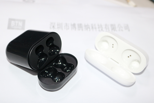 塑膠模具制造廠：私模定制的藍(lán)牙耳機外殼，讓你耳目一新