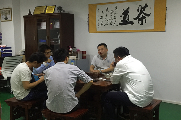深圳注塑模具廠——這家藍(lán)牙耳機模具做得好！
